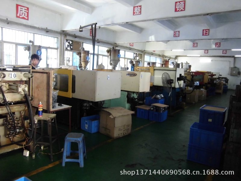 五金冲压件之于现代工业：一颗不可或缺的螺丝钉